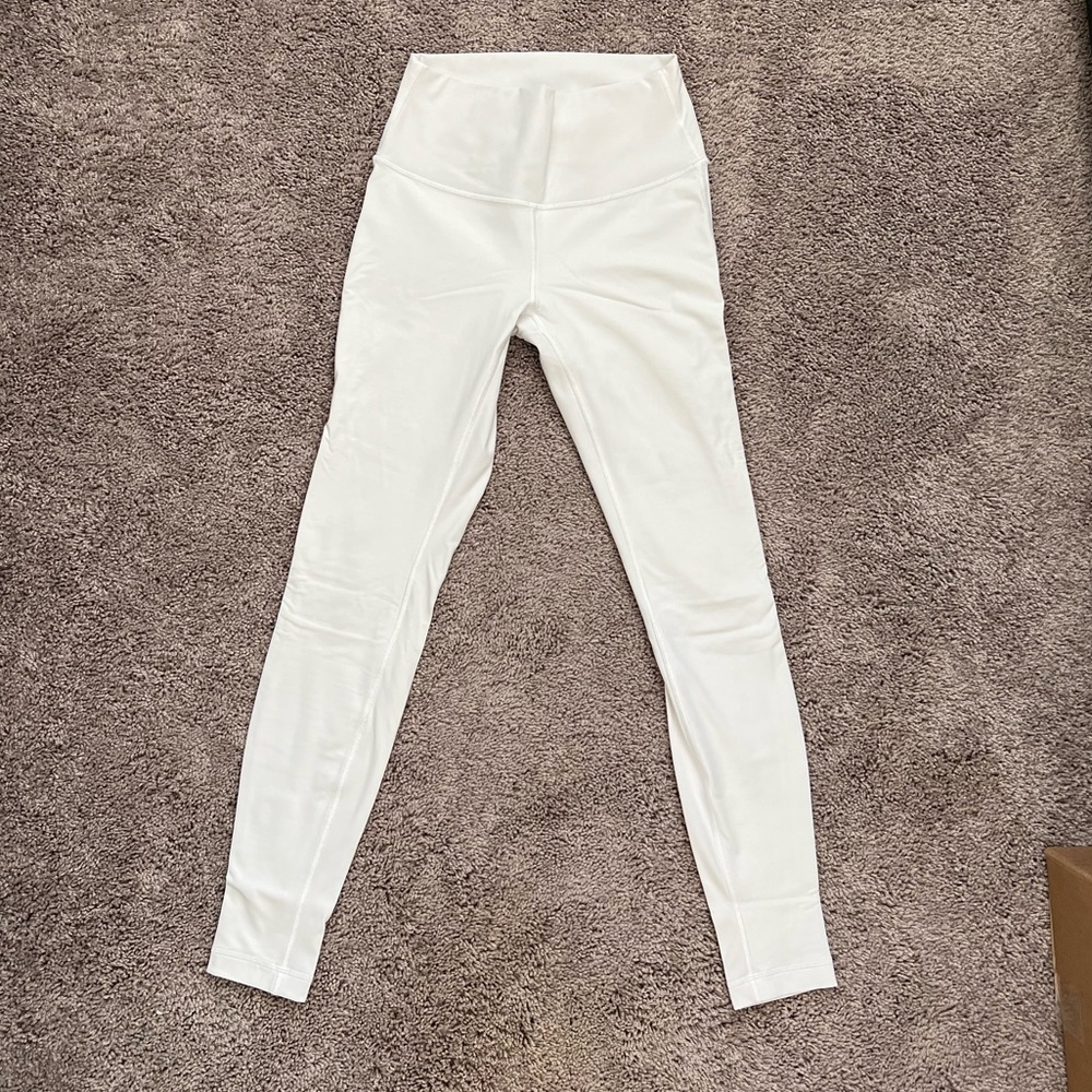 White Lululemon align 28” leggings